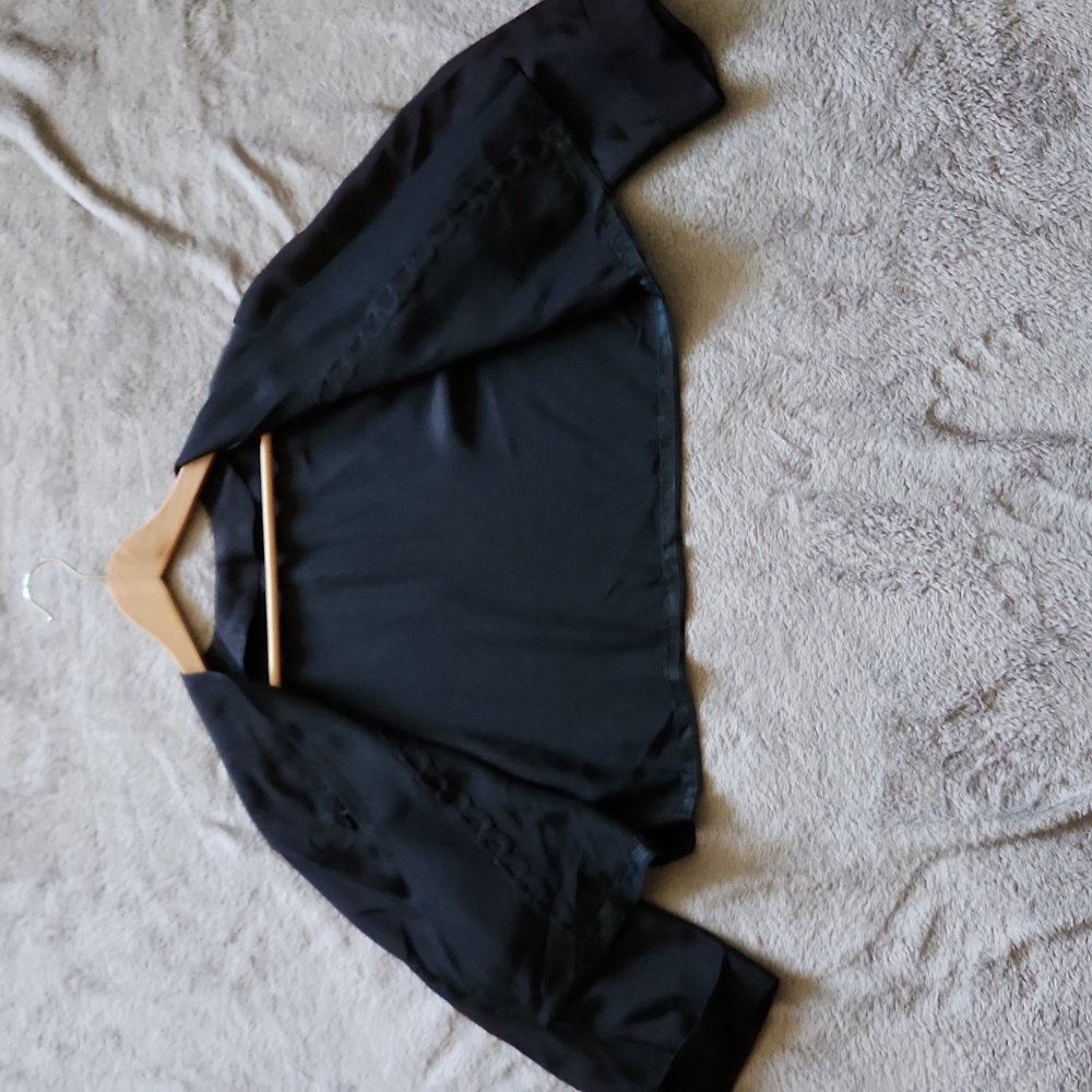 Black bolero jacket Sz M cropped open front loop detail shrug office cocktails - Picture 12 of 16